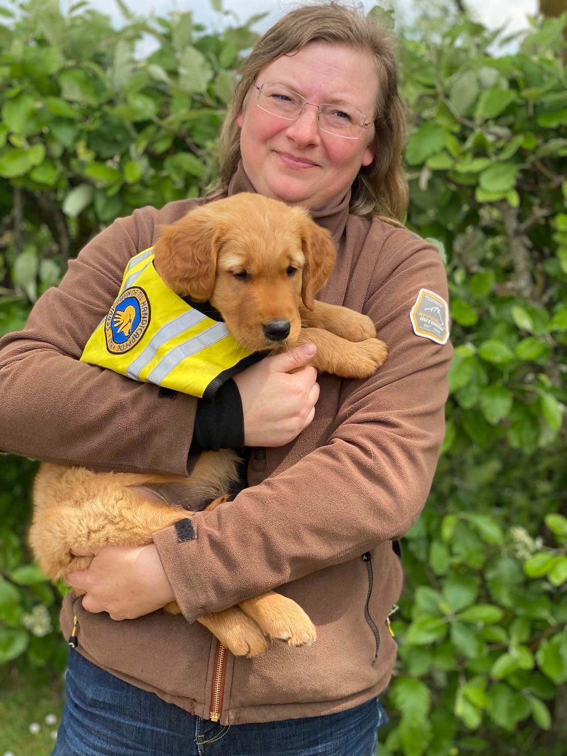 Hvalpeaspirant Enzo med hvalpevært Anne