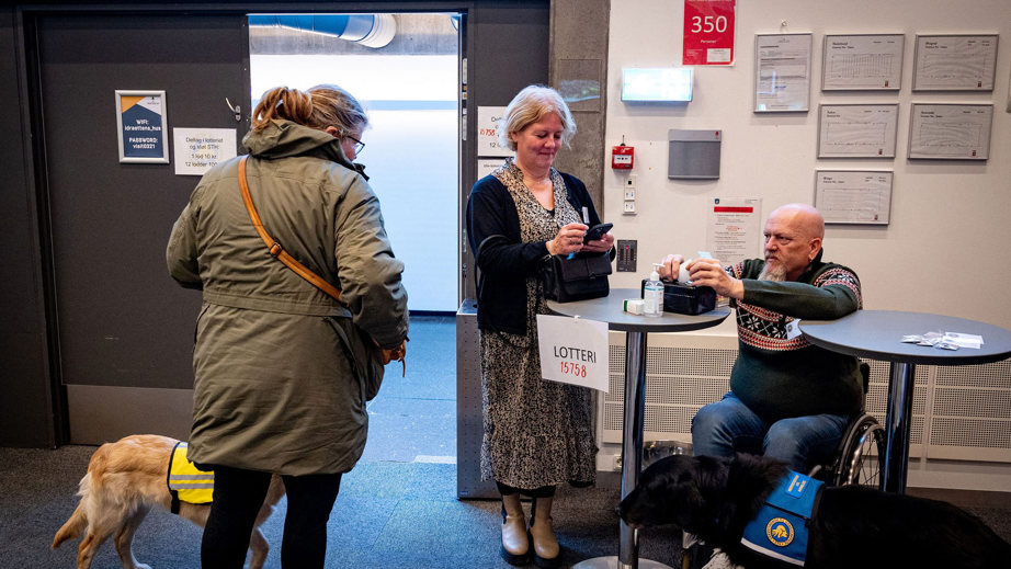 Lotteri uddeling til graduation