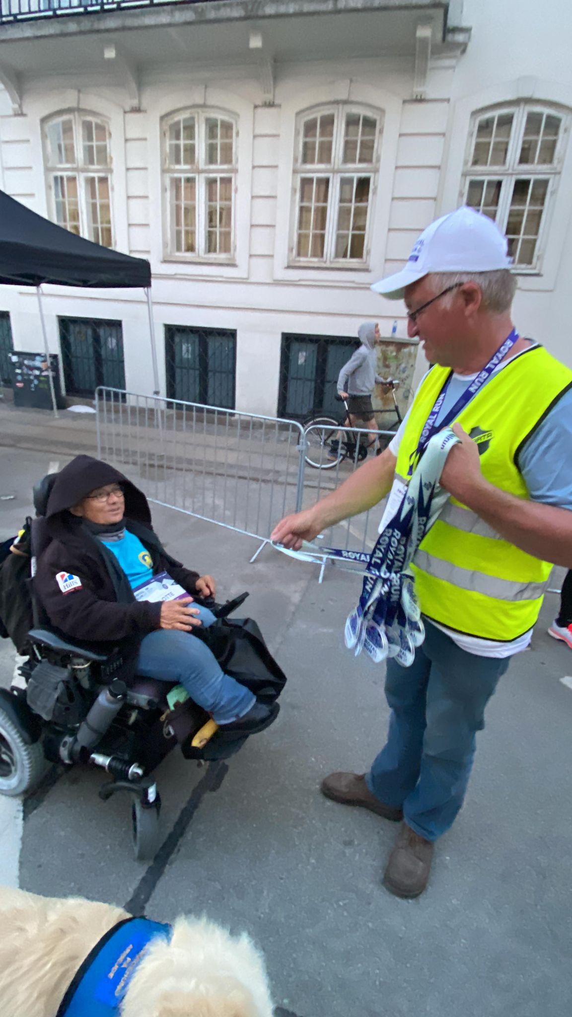 438299647 988923549355649 429897207371182785 N