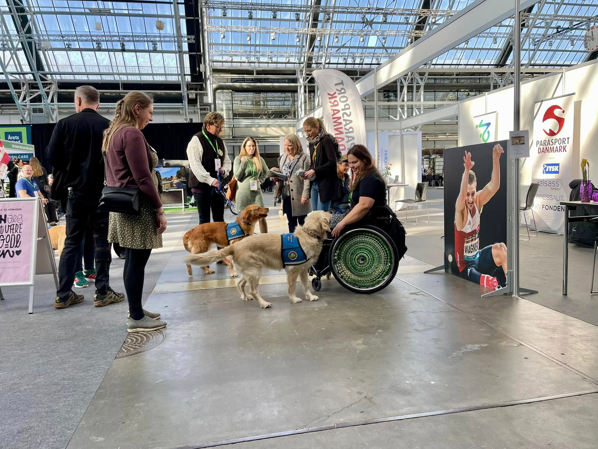 Besøgende hos STH messestand