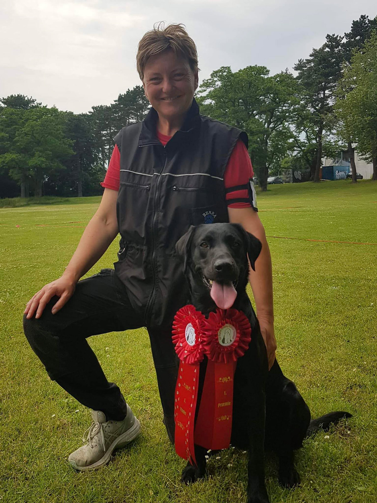 Hundeinstruktør Anette med egen hund