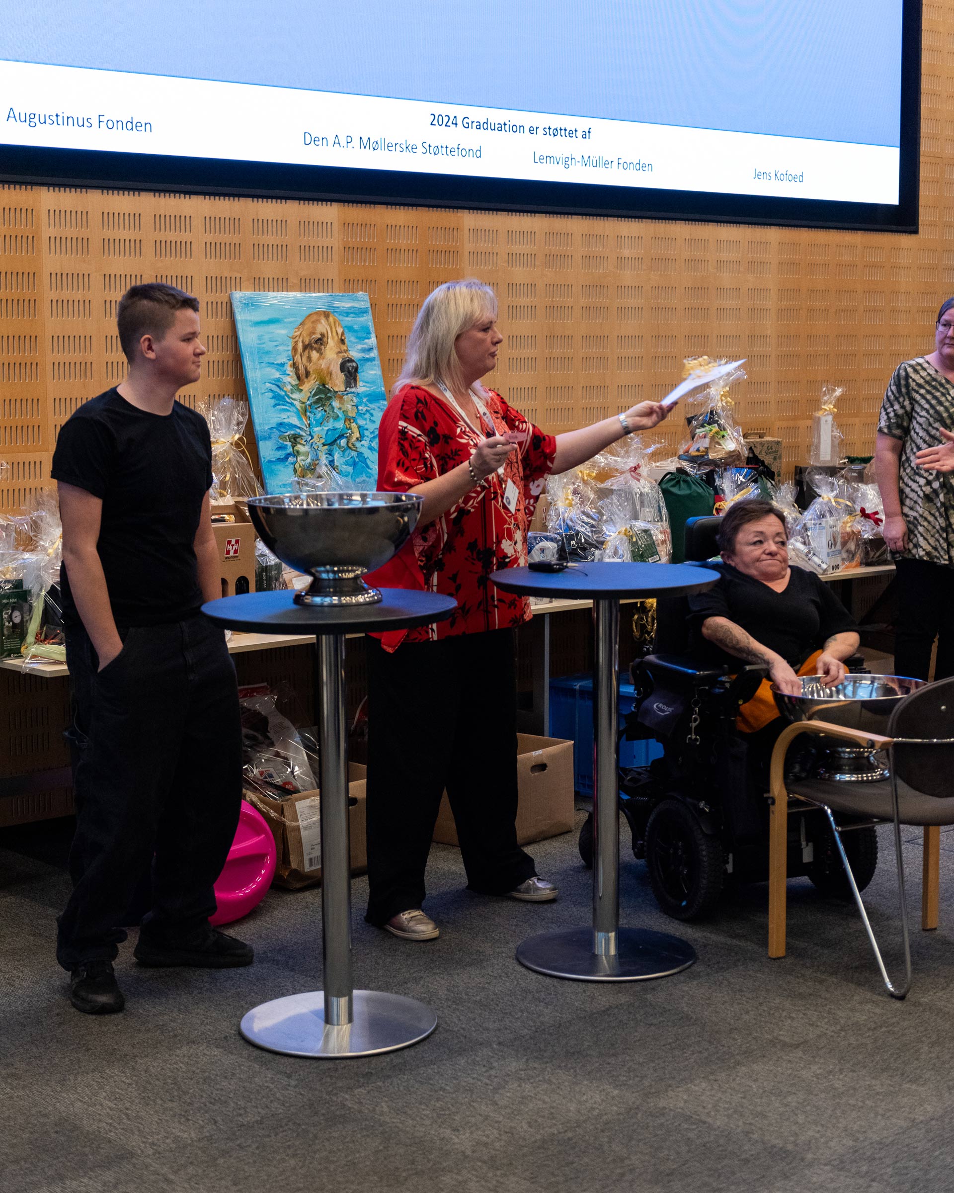 Præmie overrækkelser til graduation